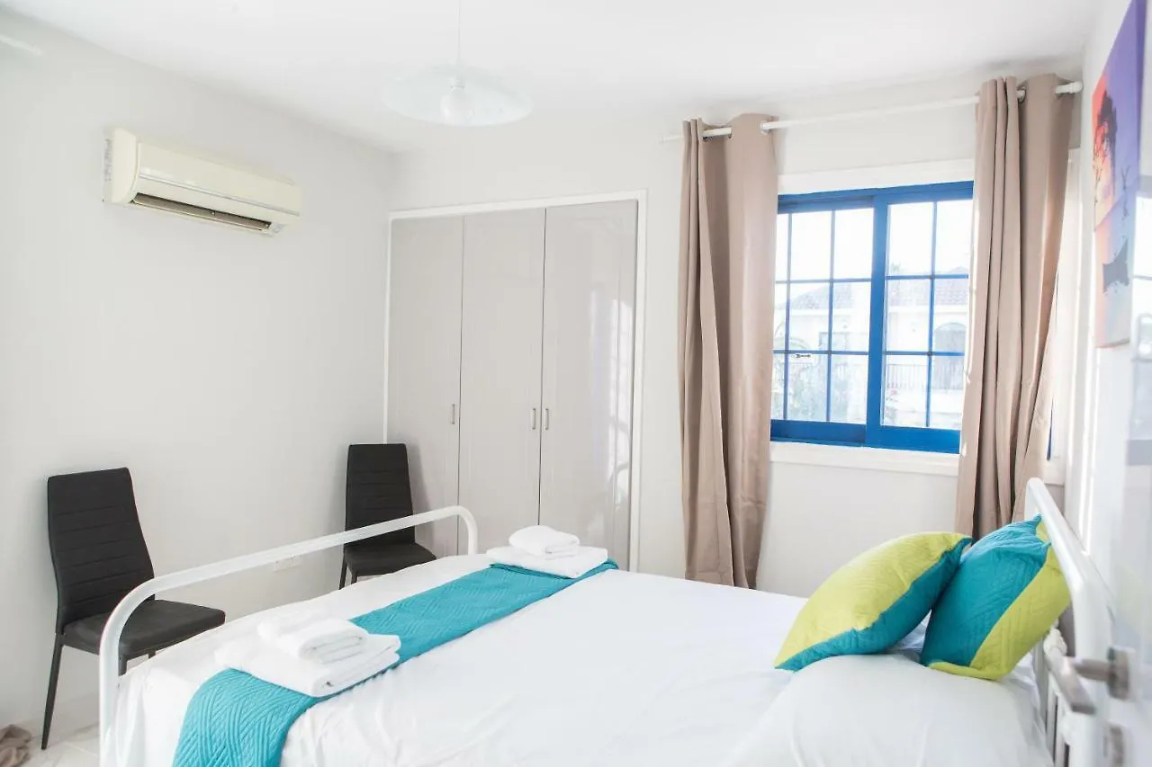 Must Stay - Evripidou Holiday Flats Ларнака 0*,  Кипр