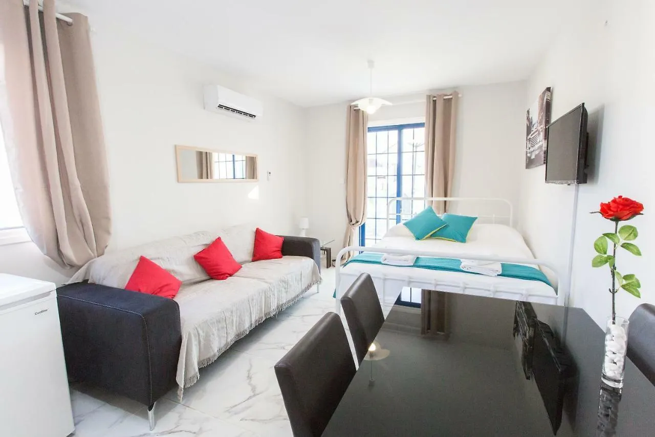 Must Stay - Evripidou Holiday Flats Λάρνακα