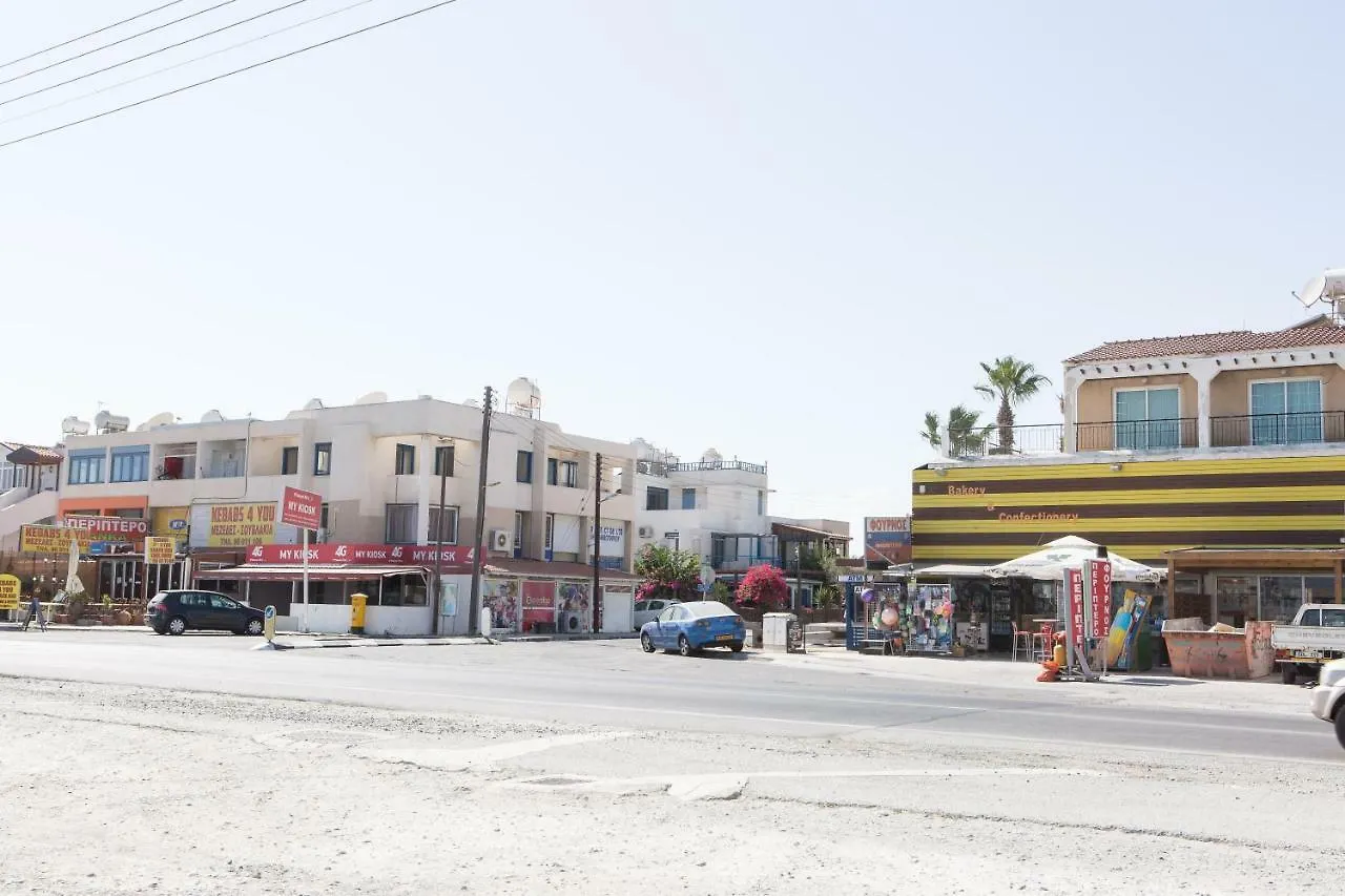 Must Stay - Evripidou Holiday Flats Λάρνακα 0*,  Κύπρος